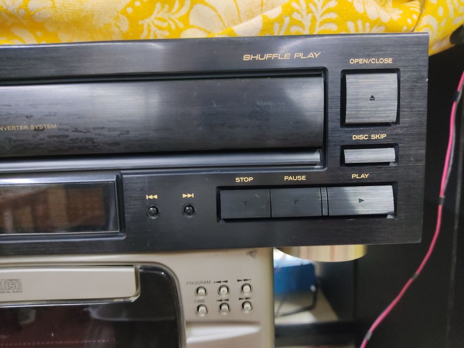 TEAC pd-d900 cd changer