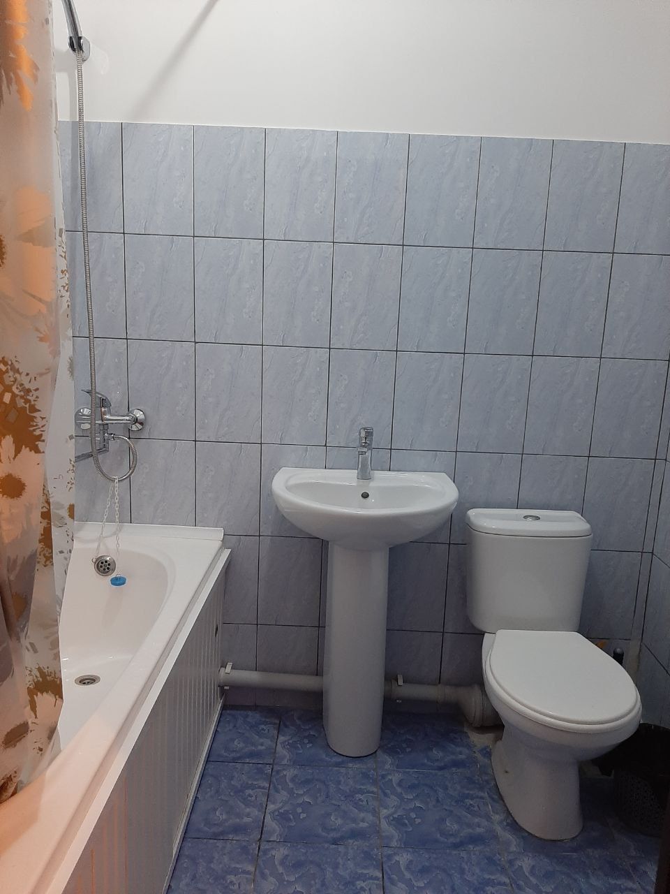 Сергели 5а 2 ком квартира аренда