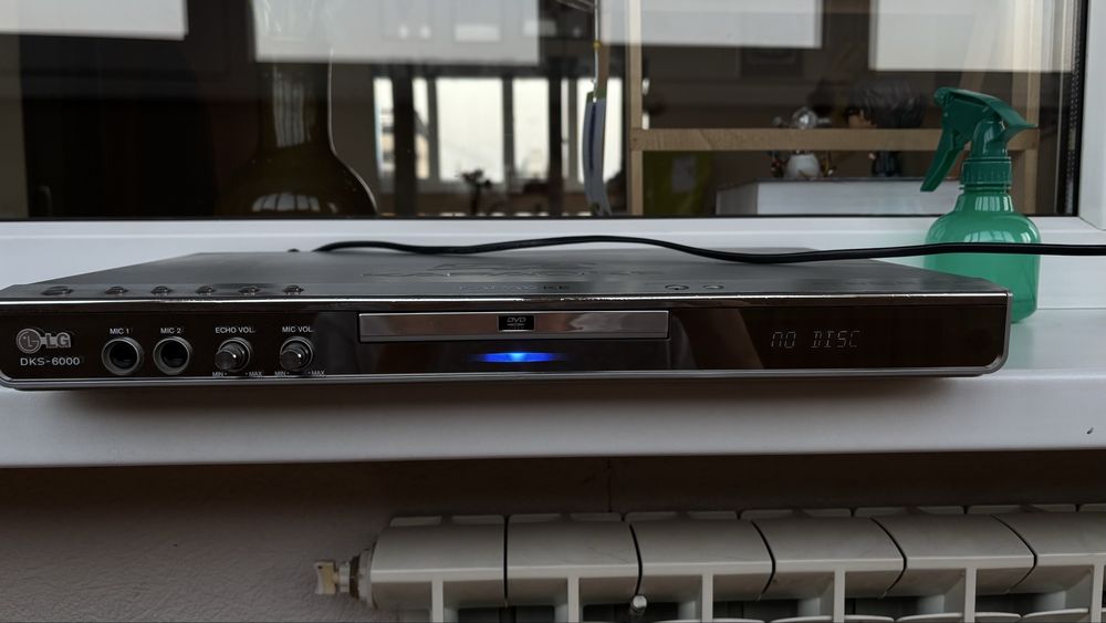 DVD караоке-плеер LG DKS-6000