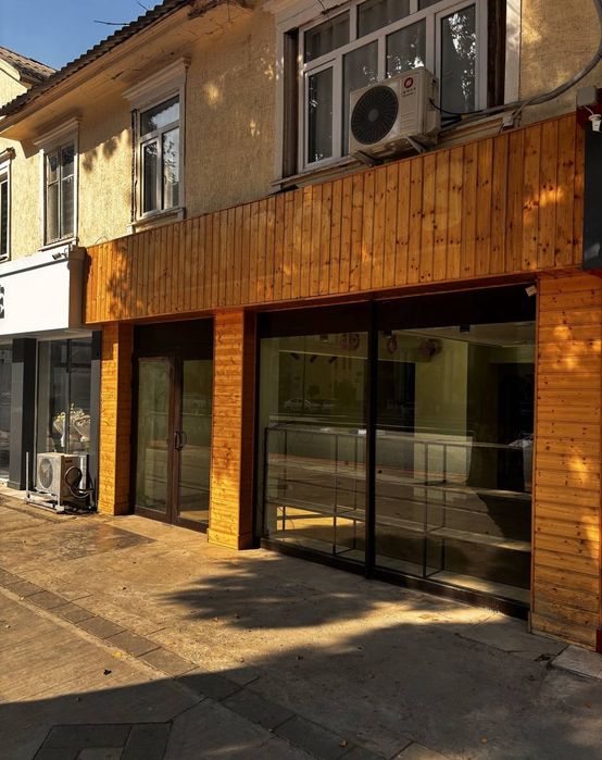 Сдаётся помещения под бутик, магазин ор. Шота руставелли