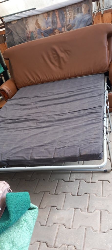 Vind canapea extensibila3 locuri  și fotoliu fix