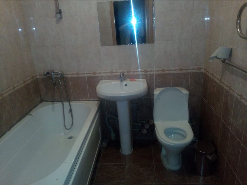 1-комн.кв., 4999 тг. 3 мкр. 20А дом 1 этаж КРУГЛОСУТОЧНО