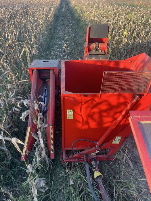 Culegatoare de porumb sip tornado 40