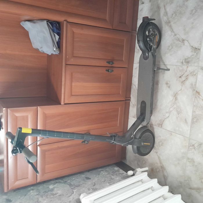 Продам электросамокат