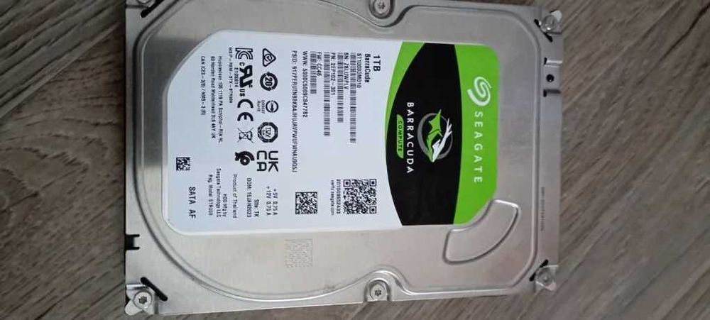 Жесткий диск 1000gb