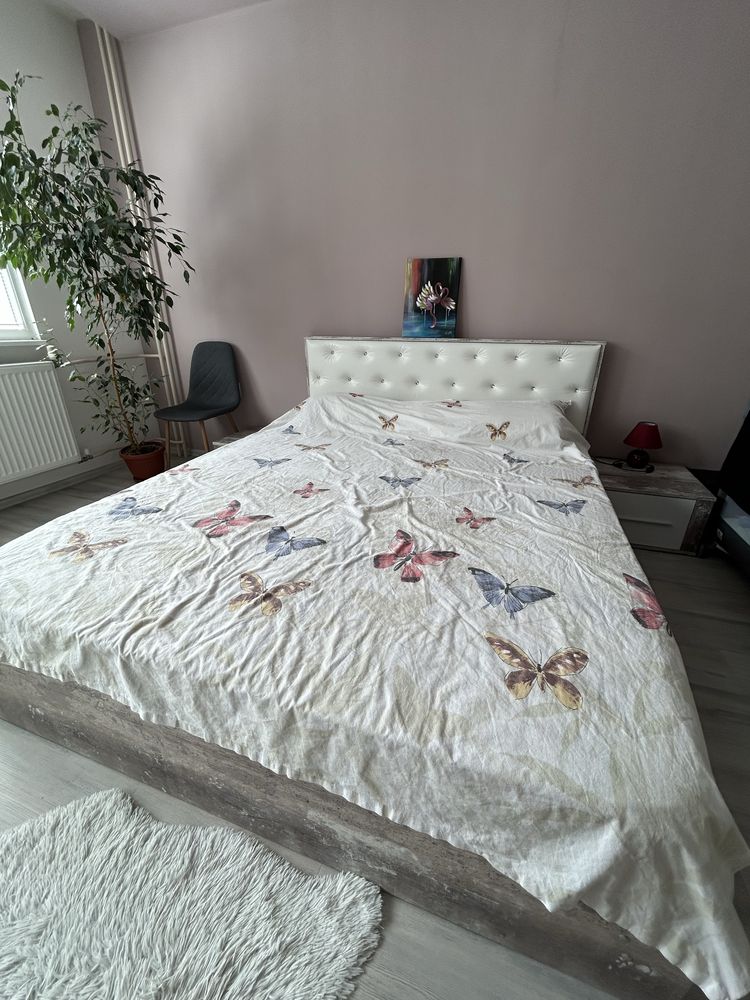 Мебели за спалня