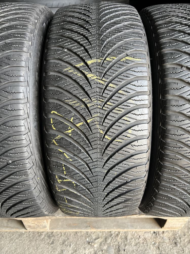 4 anvelope all season 225/55/17 Goodyear 6 mm!