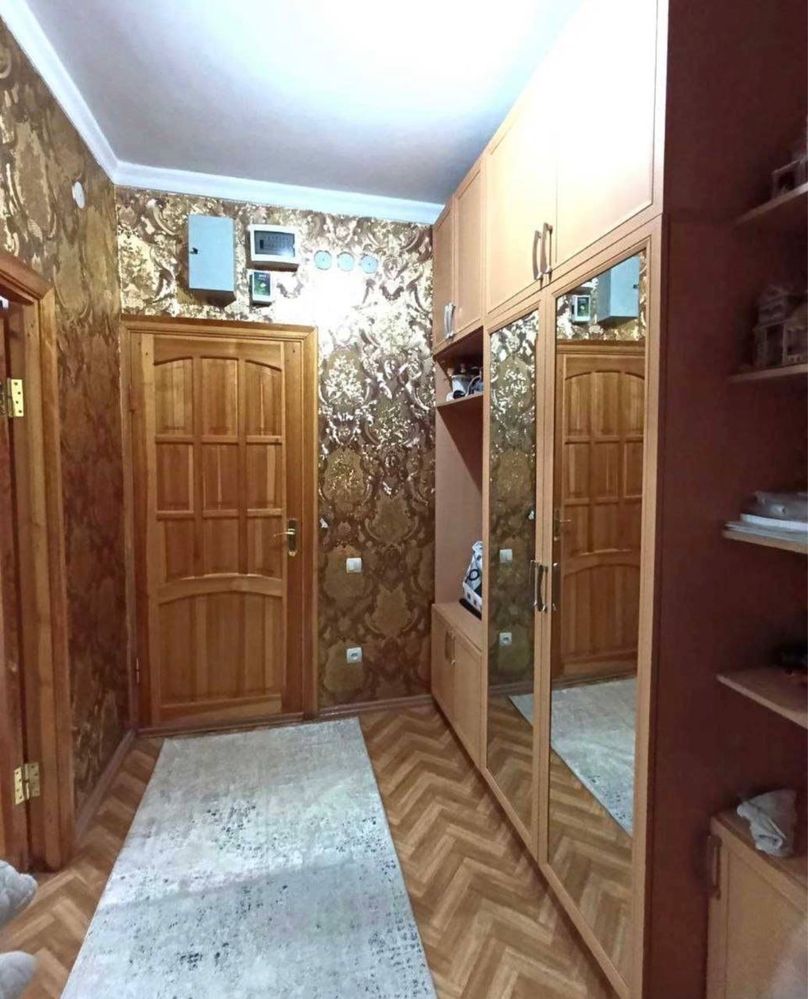 Код 339  Продам 3/2/4 ком квартиру куйлюк массив 4
