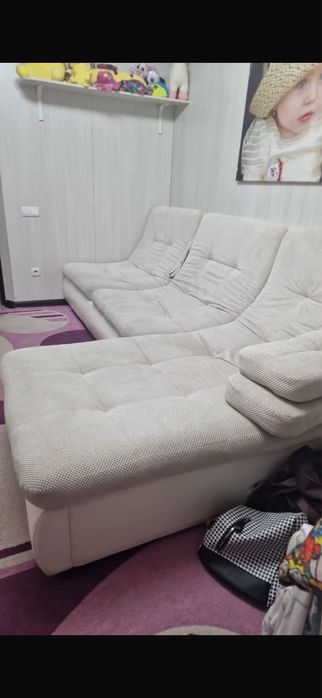 Диван раздвижной в хорошем состоянии