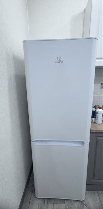 Холодильник индизит