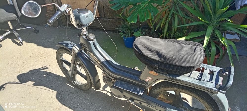 Vand schimb piaggio si