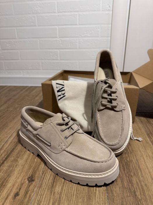 Чисто НОВИ мъжки обувки ZARA