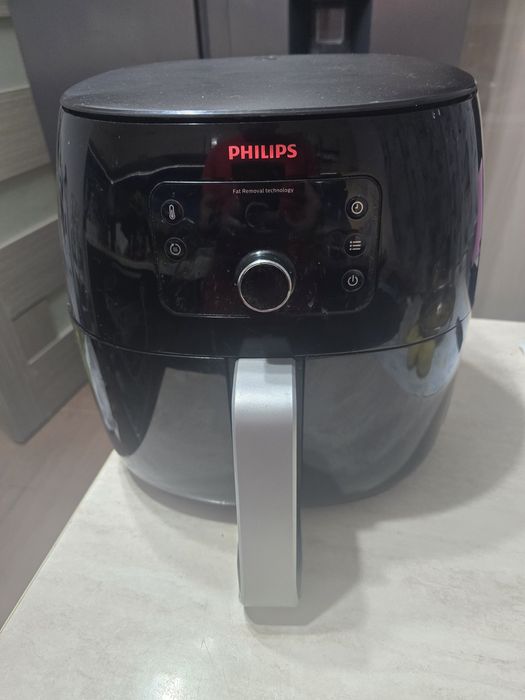 Airfryer xxl philips hd9650 1.4kg fara probleme