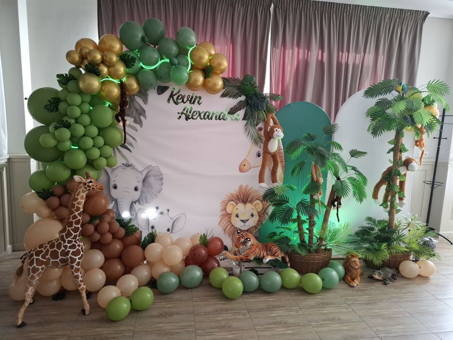 600 lei Fotocorner Arcada baloane botez, majorat, petreceri private