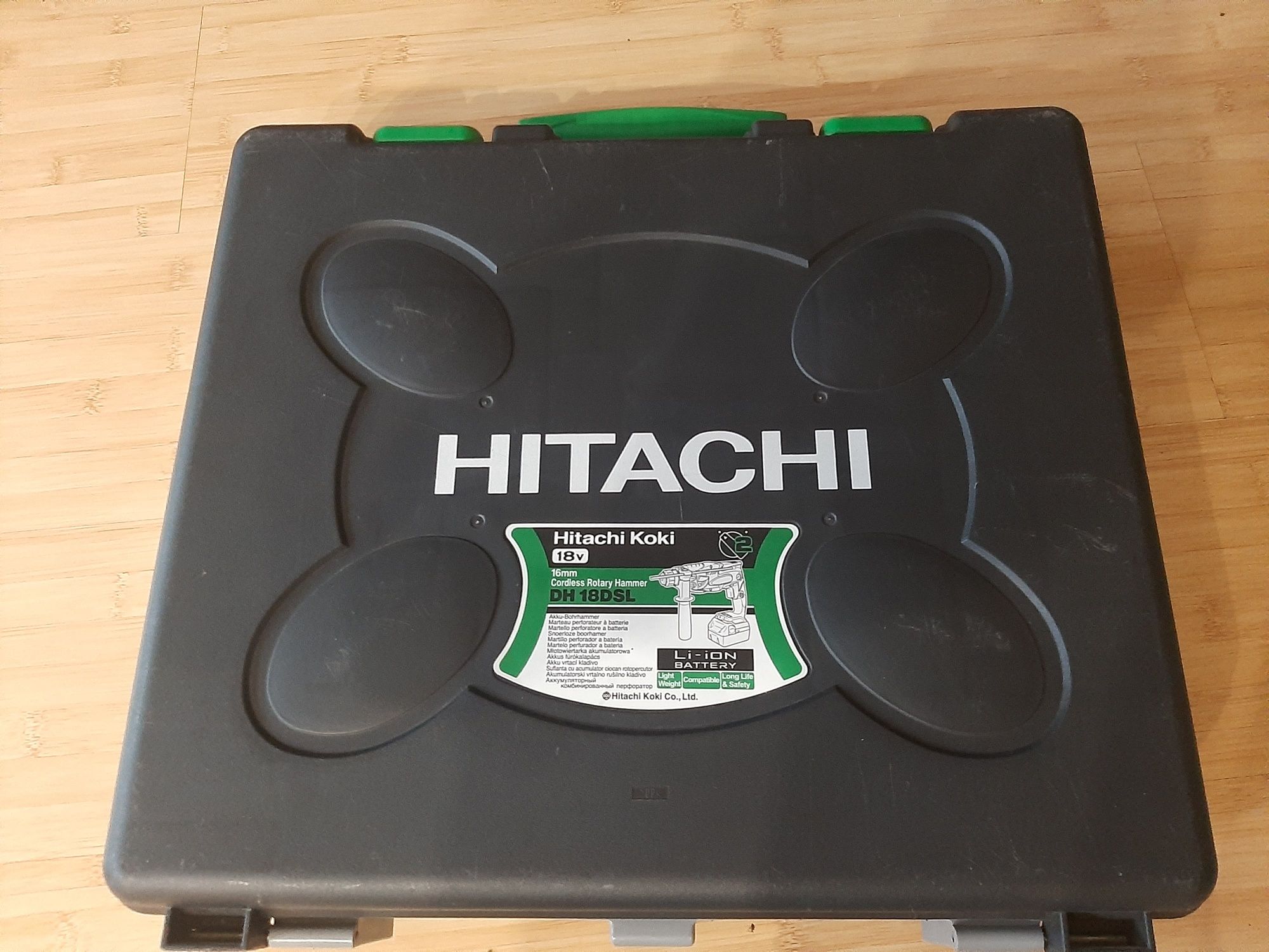 HITACHI DH18DSL. Акумулаторен перфоратор. SDS-plus.