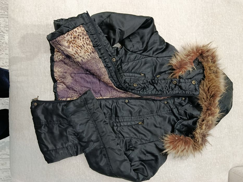 Ayollar kurtkasi sotiladi