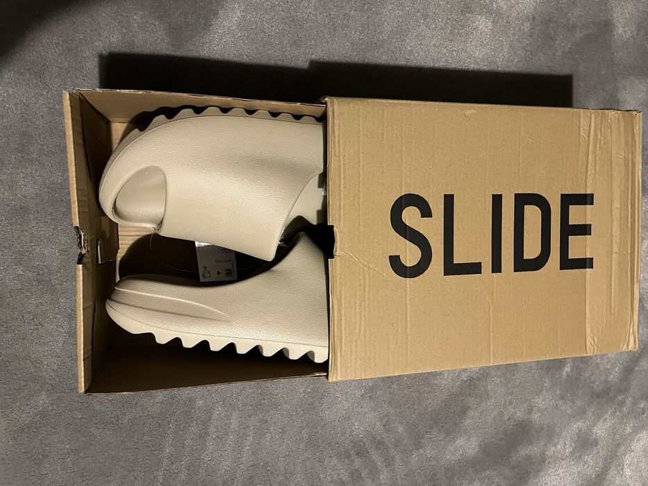 Yeezy Slide Sand