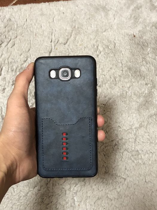 Продам телефон Samsung j7 2016