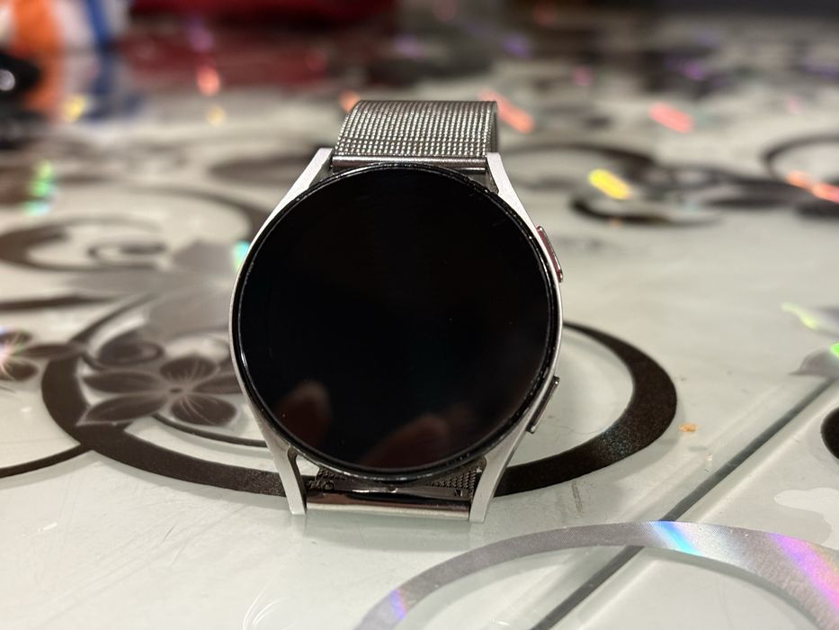 Смарт часовник Samsung Galaxy Watch 5