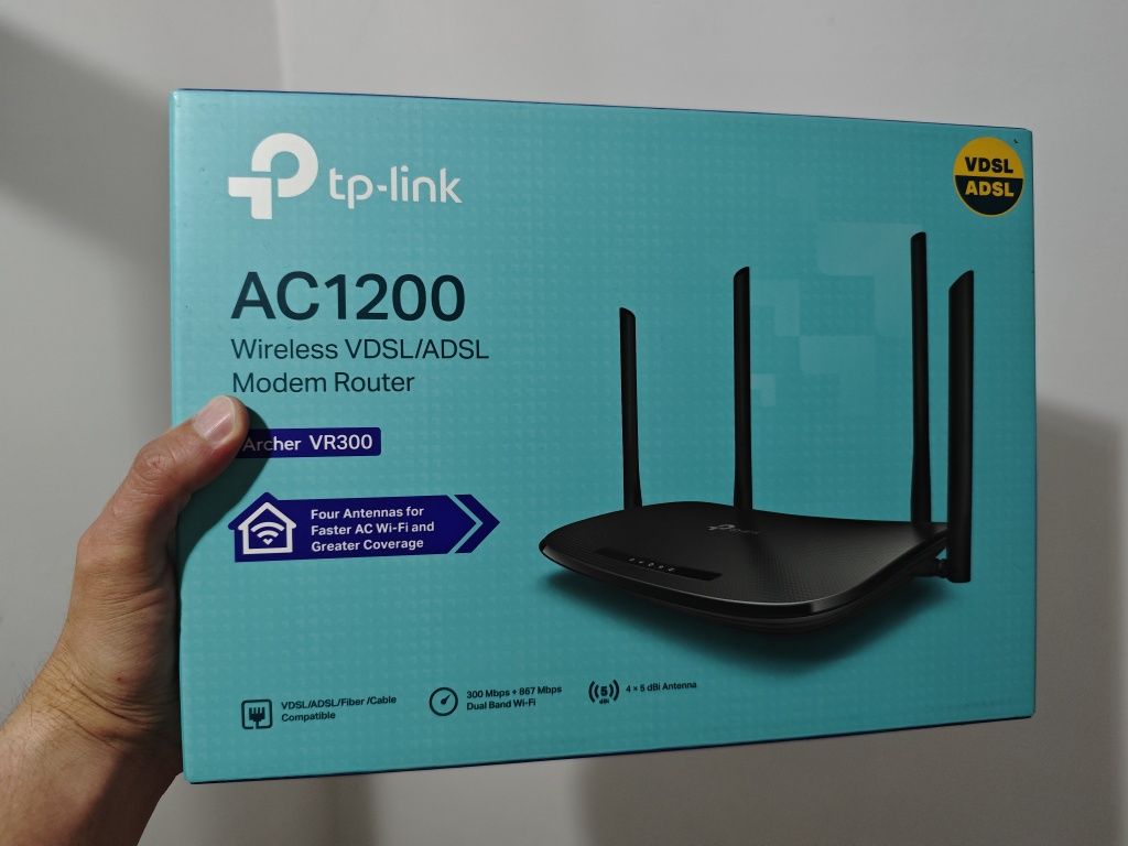 Продам AC1200 Wi-Fi роутер с VDSL/ADSL модемом
Archer VR300
