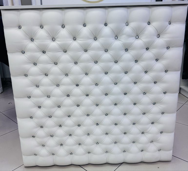 Продам стол в отличном состоянии