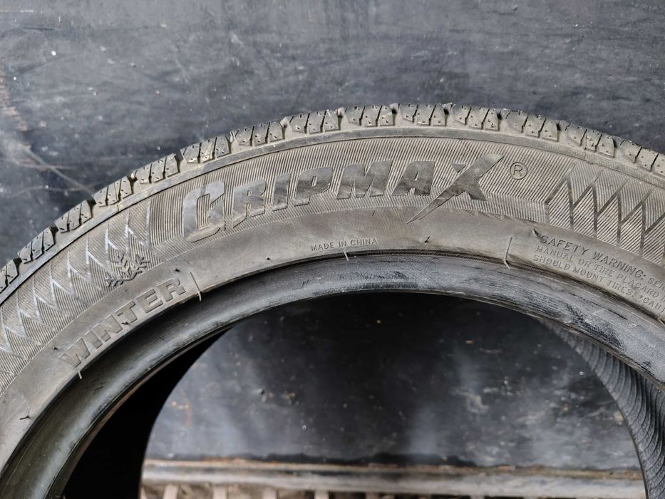 4бр.зимни гуми GRIPMAX 215 55 18 цена за брой