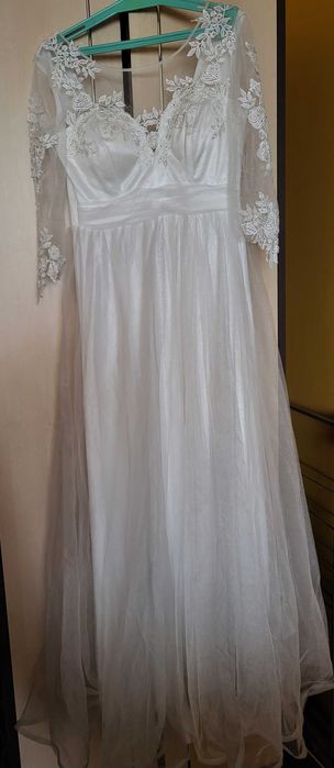 Vand rochie de cununie civila