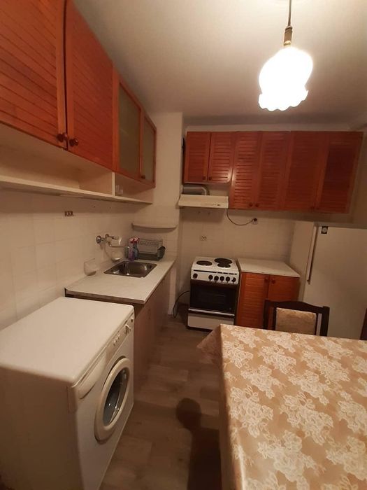 Дава се под наем Двустаен апартамент в Пловдив, Тракия - 68 кв.м за 300 € - Снимка #1