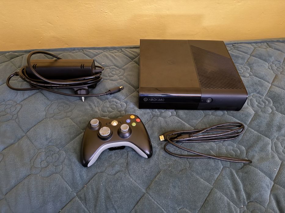Xbox 360 E (Model E)