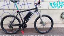 Bicicleta Cube  ltd 26" electrica.