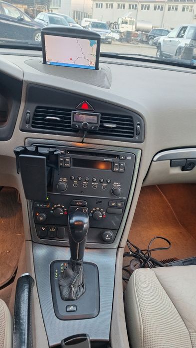 Volvo V70 2.4D 185кс на части