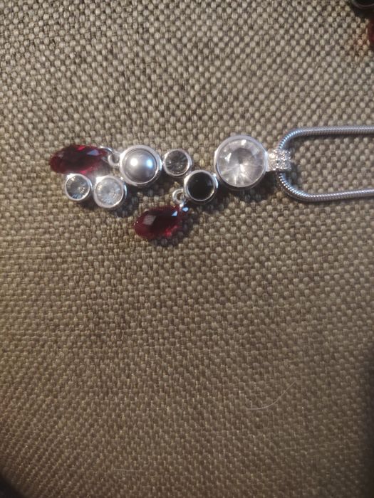 Комплект Swarovski, обеци и колие