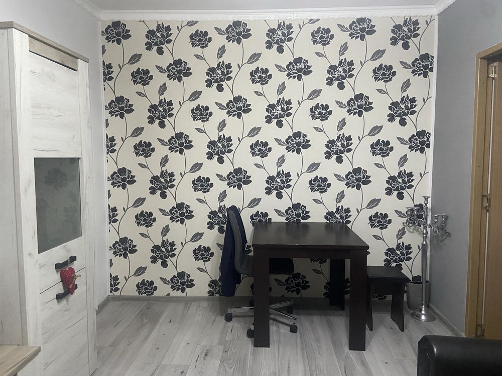 Vand apartament cu doua camere in Nufarul