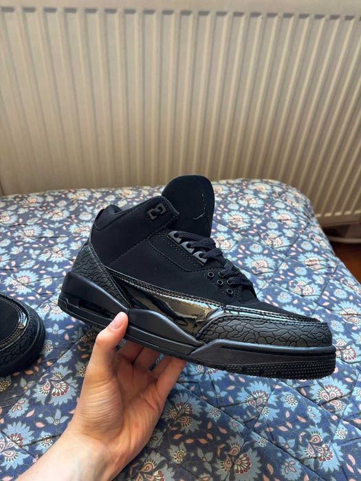 Jordan 3 Retro Black Cat (2025)