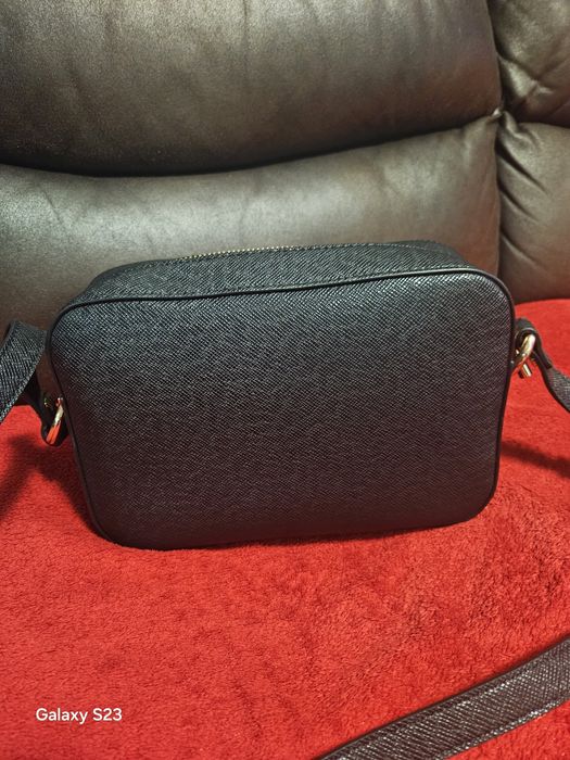 Продавам дамска чанта