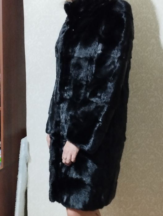 Продаю шубу норковую