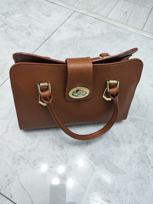 Женская сумка в отличном состояний