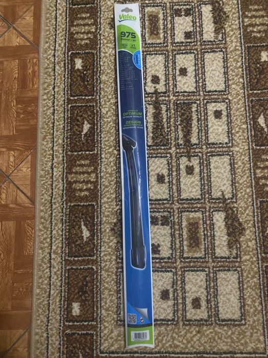 Ștergător auto Valeo 975 — 750 mm (30”) — Nou