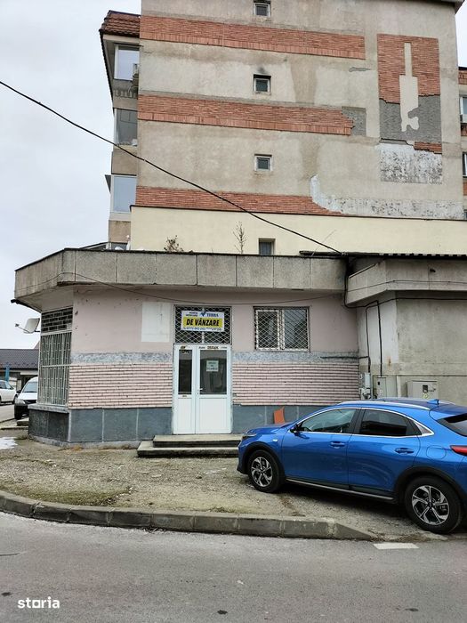 Spaţiu comercial de închiriat, în zona Pieţei Dacia.