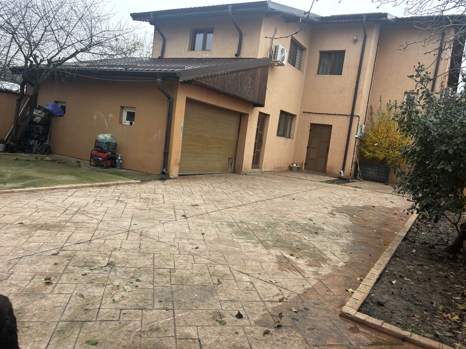 Vila/casa 6 camere de vanzare Fundeni Dobroesti