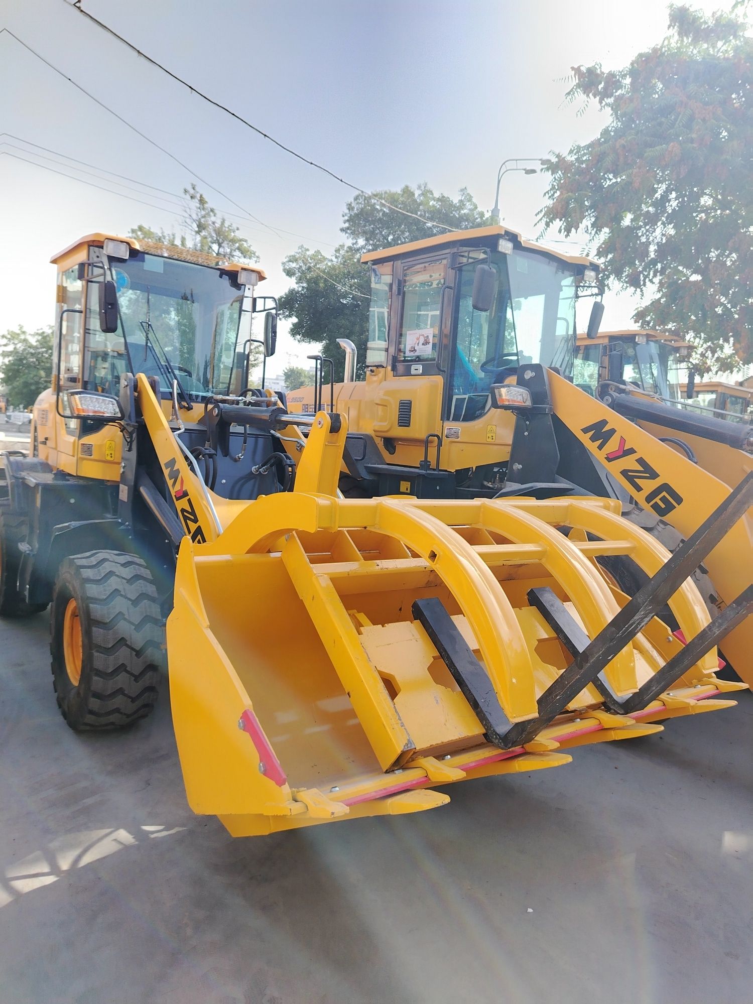 Мингю ZL936Z 
Koвуши 0,65 куб
Матори 58 kw 
78 oт кучи
Кутариш ба
