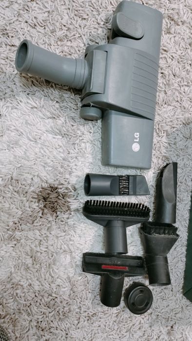 Продам пылесосы бу и насадки