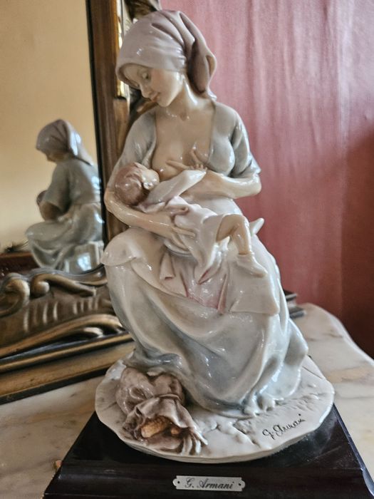 Италианска порцеланова ваза каподимонте