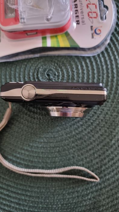 Camera foto digitala Fujifilm JV300  , 14 mp. copii adulți drumetie ti