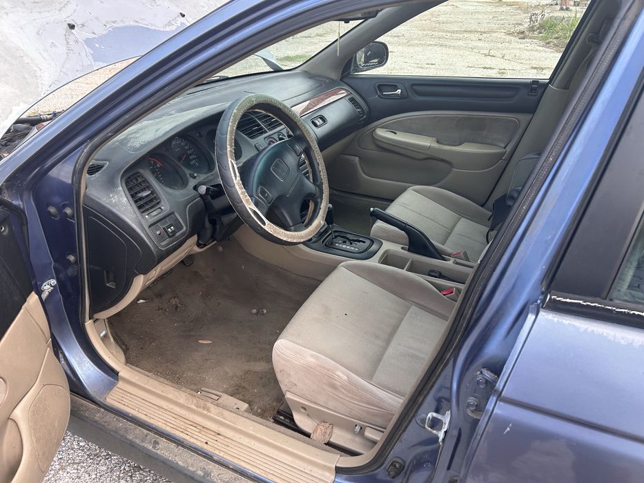 Honda Accord 6 цяла или на части