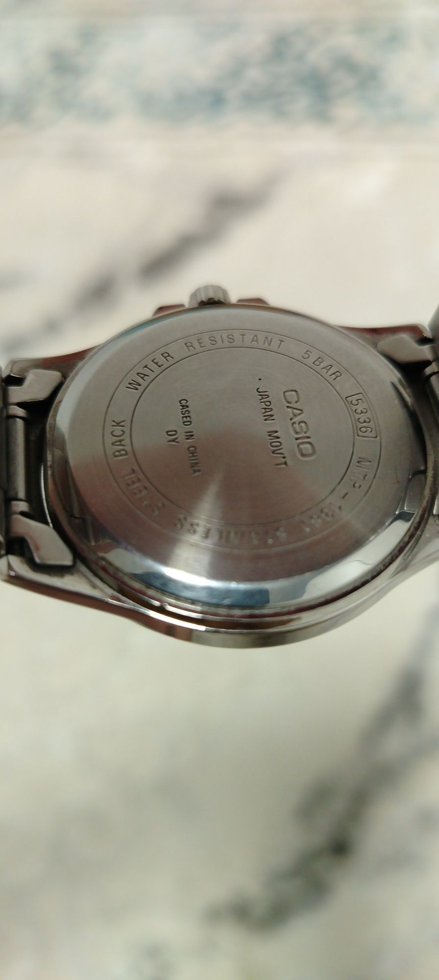 Часы Casio продам 3к срочно