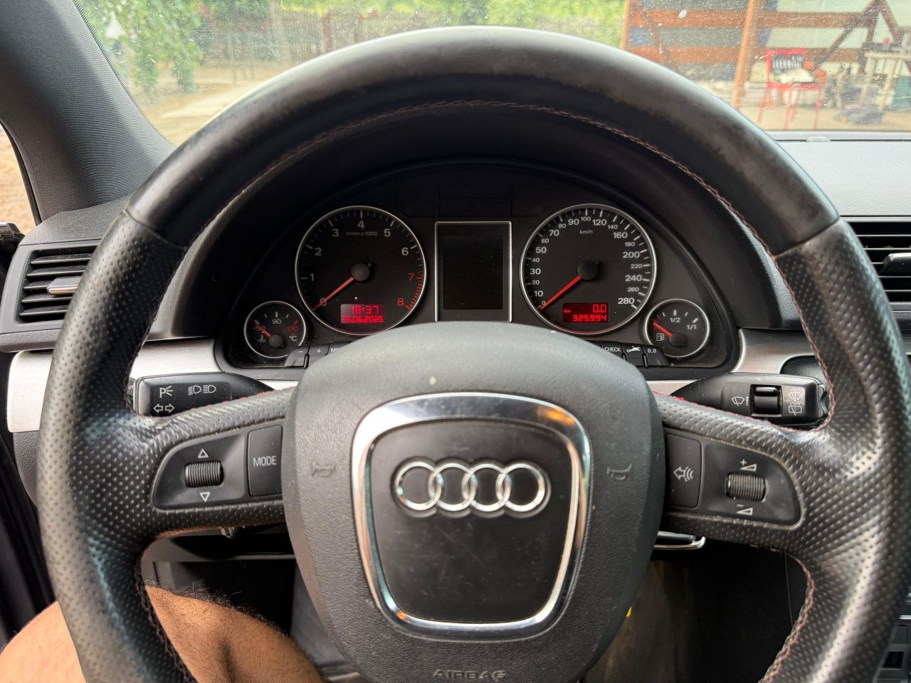 Audi A4 b7 3x S-Line