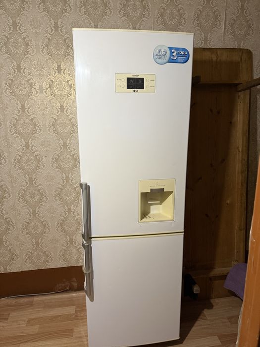 Продается холодильник срочно