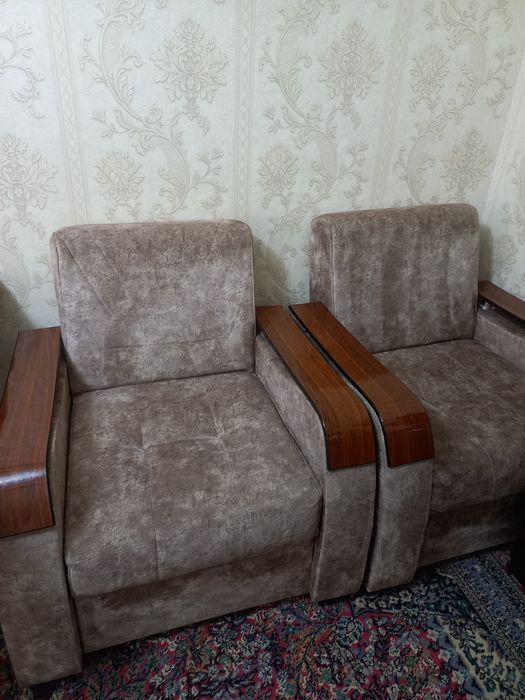 Продам кресло срочно