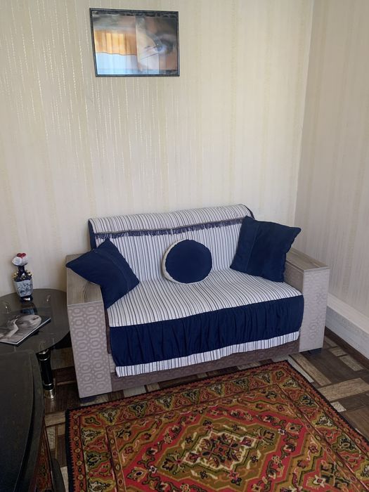 Сдается 2/3 квартира в отличном состоянии, теплая уютная рядом базар..